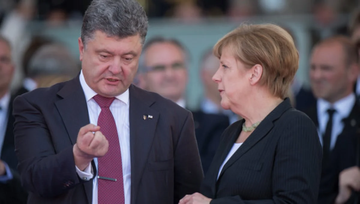 Порошенко и Меркель скоординировали позиции перед встречей нормандской четверки