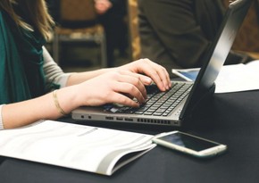 Azərbaycanda aqrar sektorda fəliyyət göstərən sahibkarların 26 %-i qadındır