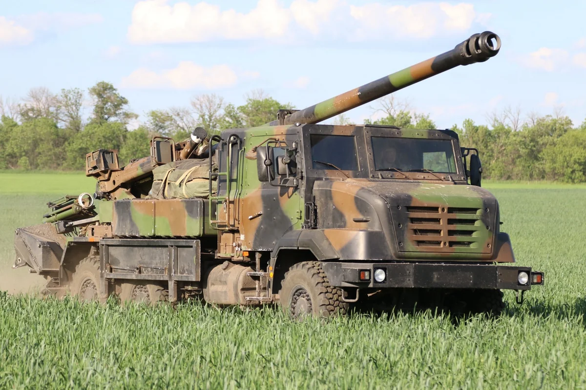 Armenia, France ink contract for supply of CAESAR howitzers