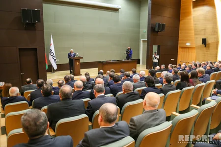 SOCAR-da dövlət təltiflərinə layiq görülmüş neftçilərə orden və medallar təqdim olunub