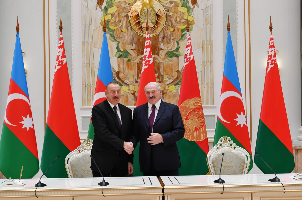 Azerbaijani, Belarus presidents make press statements