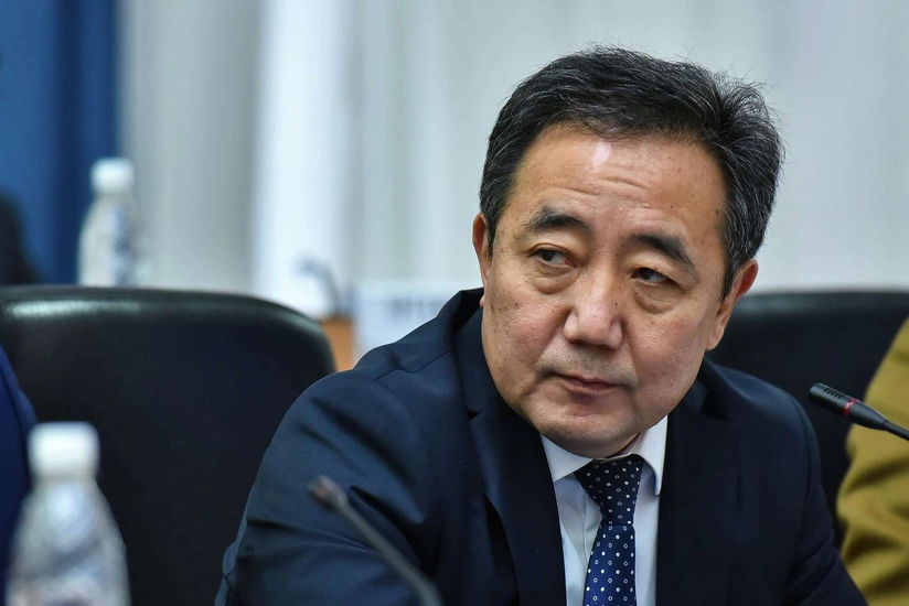 Qırğızıstanda dövlət qulluğuna namizədlər yalan detektorundan keçiriləcək