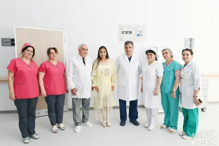 Heydər Əliyev Fondunun vitse-prezidenti Leyla Əliyeva Elmi-Tədqiqat Pediatriya İnstitutunda olub