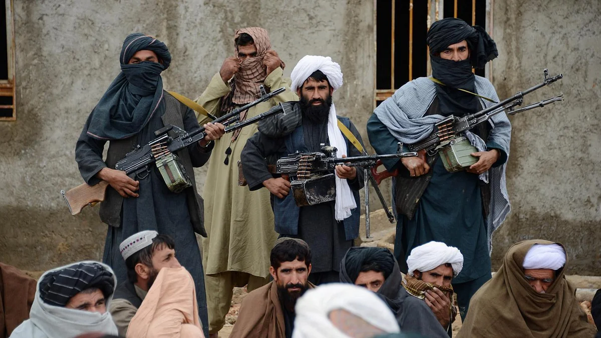Əfqanıstanda “Taliban”ın min üzvü həbsdən buraxılıb