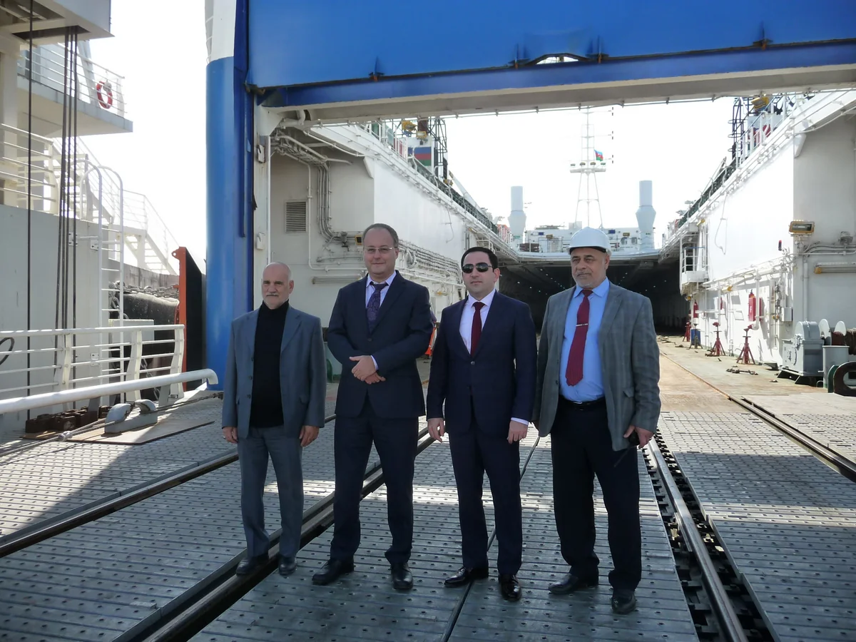 Ambassador: Romania is interested to develop bilateral ties with Azerbaijan in the field of transport