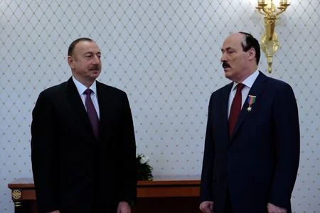 Azərbaycan Prezidenti: Vladimir Putinlə fikir mübadiləsi apardıq və əlaqələrin inkişafından məmnunluğumuzu bildirdik - YENİLƏNİB