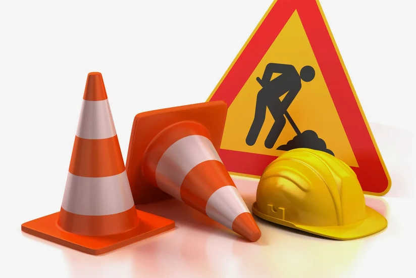 Traffic  on main avenue in Baku city restricted