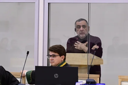 Hərbi cinayətlərdə təqsirləndirilən erməniəsilli şəxslərin məhkəmə prosesi davam edir - YENİLƏNİB