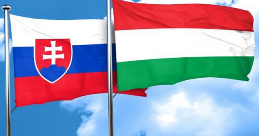 Macarıstan və Slovakiya Avropada “demokratiya” bəyannaməsinə veto qoyub