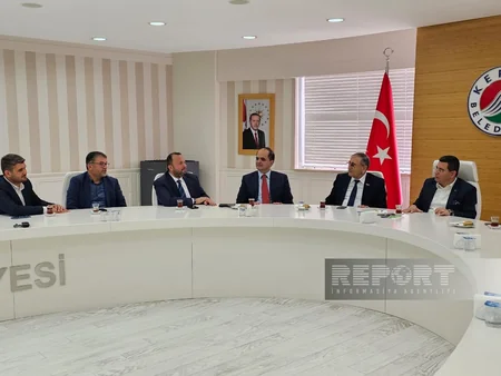 YAP nümayəndə heyəti Antalya valisi ilə görüşüb