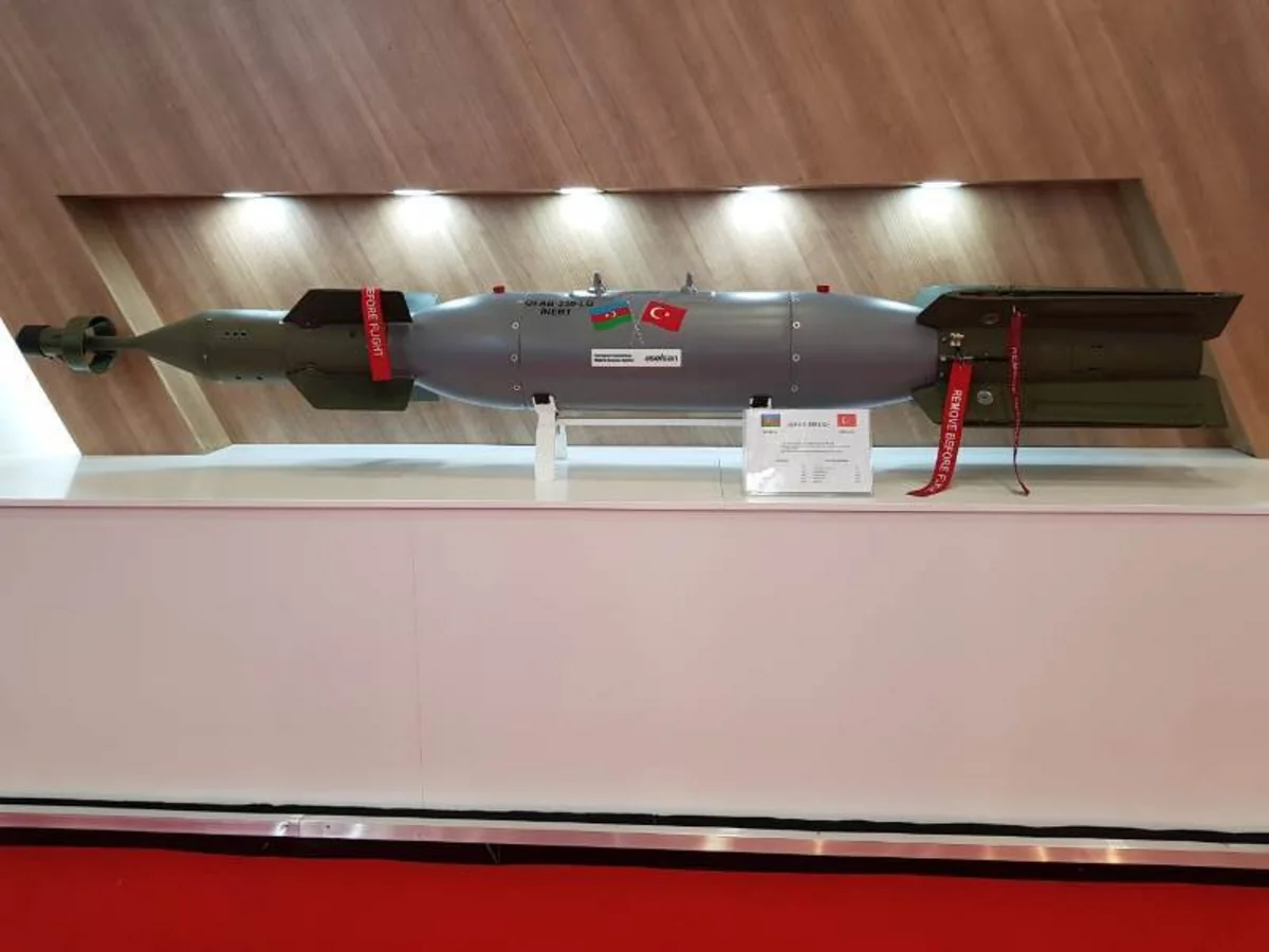 Azərbaycan istehsalı olan aviasiya bombası ilk dəfə “IDEF-2019” sərgisində nümayiş etdirilib