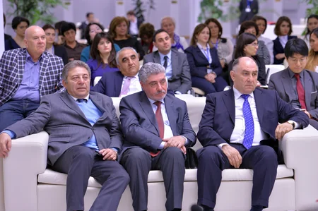 AMEA-nın Mərkəzi Elmi Kitabxanası oxucuların istifadəsinə verilib