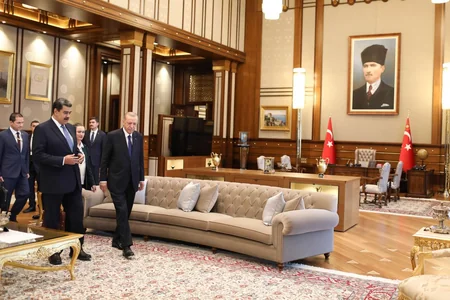 Maduro Ərdoğana təşəkkür edib