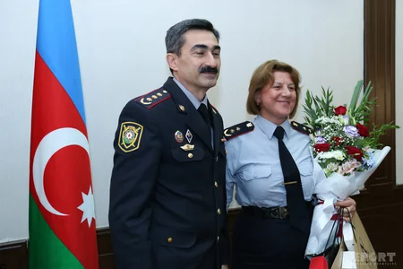 Xidmətdə fərqlənən yol polisləri mükafatlandırılıb - SİYAHI