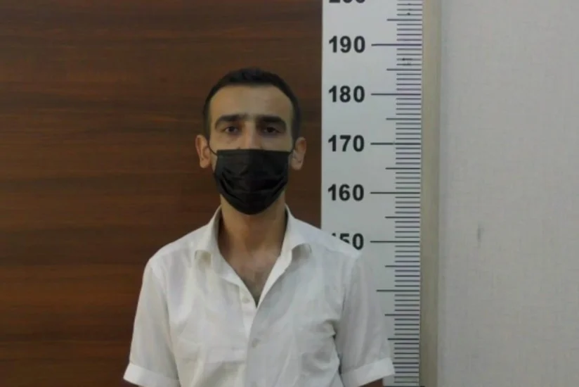 Bakıda binaların blokunda narkotik satan şəxsin məhkəməsi başlayır