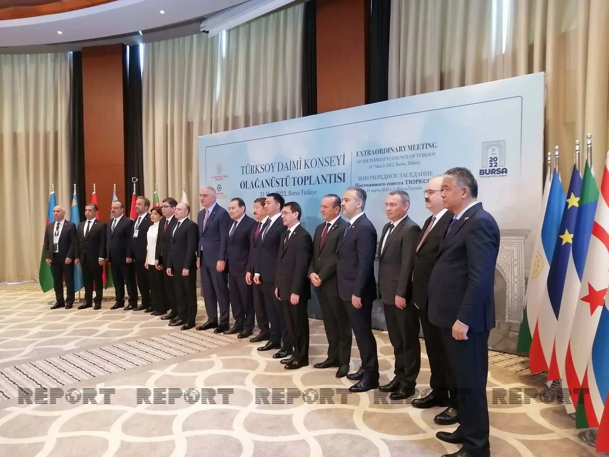 Bursada TÜRKSOY-un Daimi Şurasının növbədənkənar iclası başlayıb