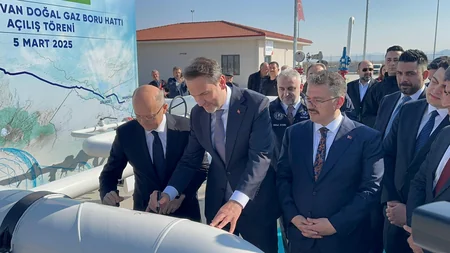 Pərviz Şahbazov: İğdır-Naxçıvan qaz kəmərinin açılması strateji enerji tərəfdaşlığında yeni keçiddir