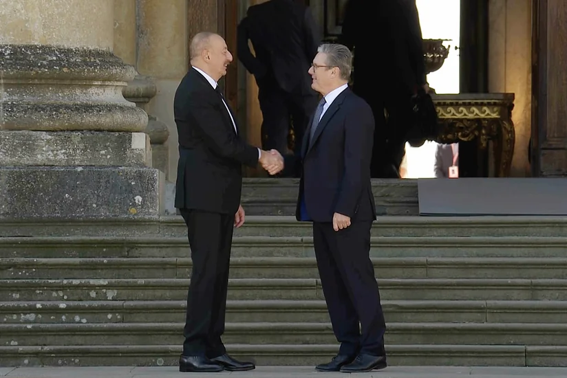 Çətin geosiyasi şəraitdə uğurlu xarici siyasət - Prezidentin dinamik qlobal səfər proqramı - ŞƏRH