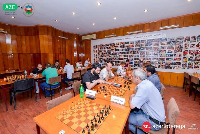 Jurnalistlər arasında şahmat turnirində 1/4 finalçılar bəlli olub