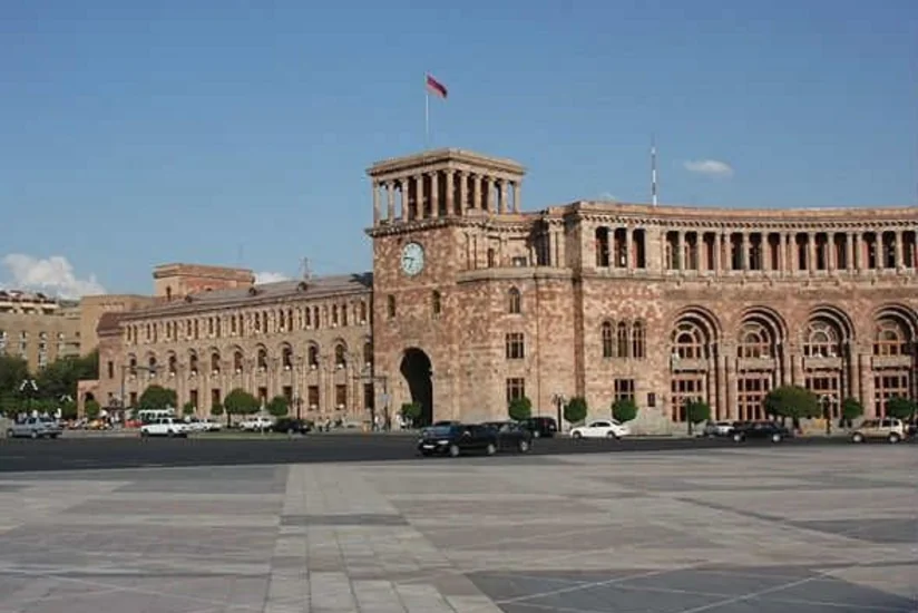 İnformasiya postunda dayanan düşmən və onların xidmətçiləri