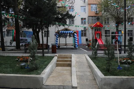 Nəsimidə “Abad həyət” sakinlərin istifadəsinə verilib