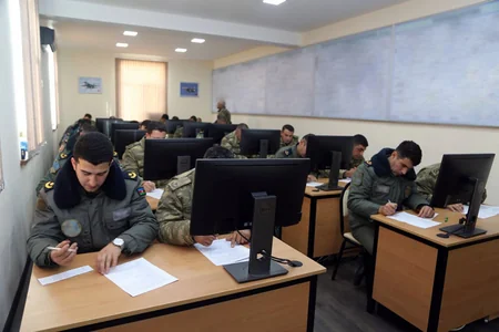 Azərbaycan ordusunda sınaq imtahanları keçirilir