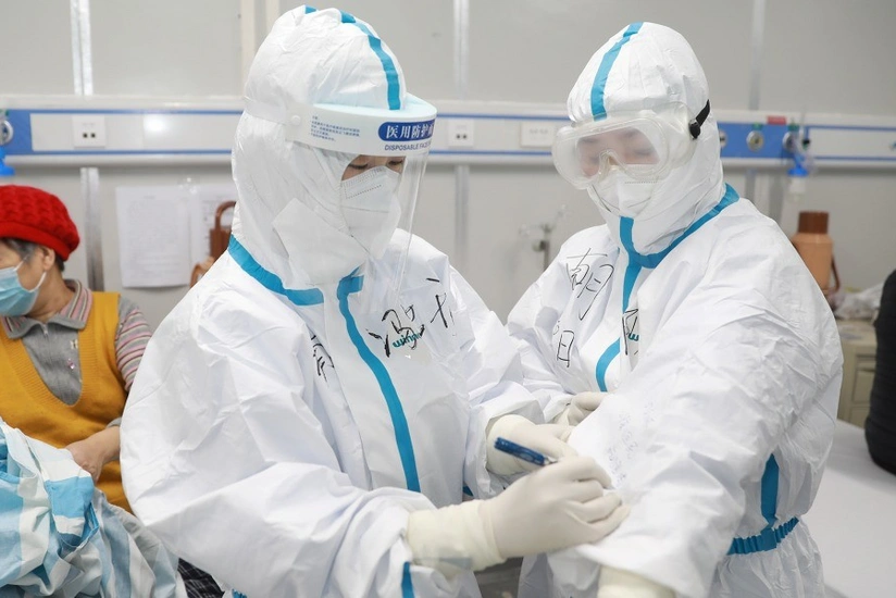 Britaniyada 30-a yaxın tibb işçisi koronavirusdan ölüb