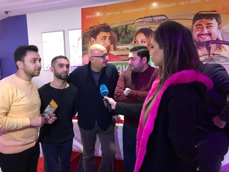 В “CinemaPlus Xəmsə коллектив Kəklikotu раздал автографы