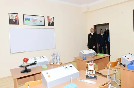 Президент Азербайджана принял участие в открытии жилкомплекса в Кюрдаханы - ФОТО