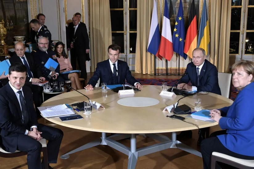 Парижский саммит - неупомянутый Крым, бесконтрольная госграница - КОММЕНТАРИЙ