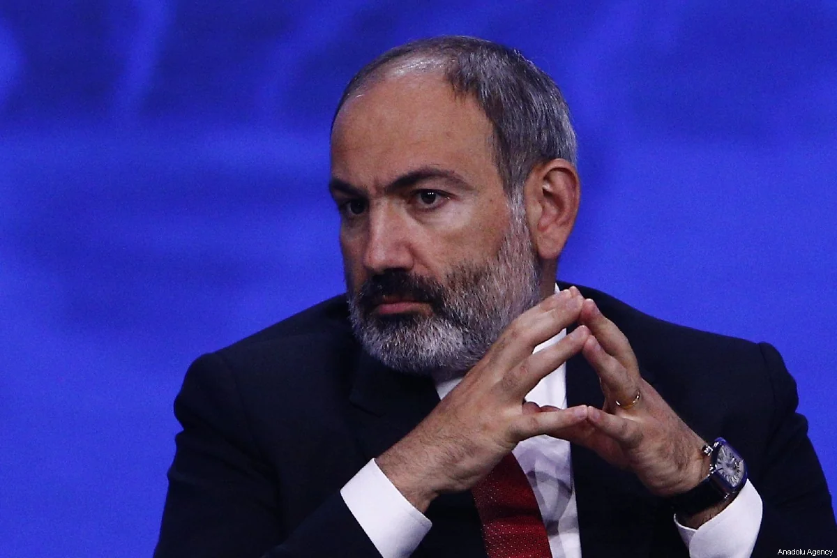 Le Figaro: Paşinyanın vəziyyəti ümidsizdir