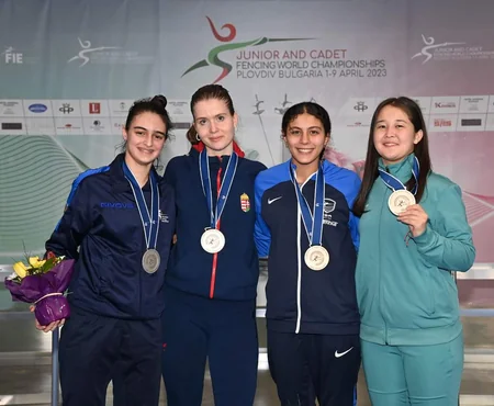 Azərbaycanın yeniyetmə qılıncoynadanı dünya çempionatında gümüş medal qazanıb 