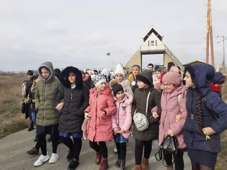 Məktəblilərə Abşeron Milli Parkında açıq dərs keçirilib