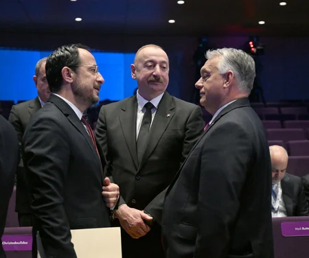 İlham Əliyev Tiranada “Avropa Siyasi Birliyi”nin 6-cı Zirvə toplantısının açılış mərasimində iştirak edib - YENİLƏNİB