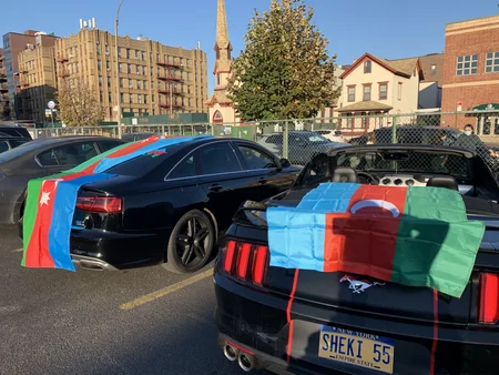 Nyu-Yorkda Şuşanın azad edilməsi münasibətilə avtoyürüş keçirilib