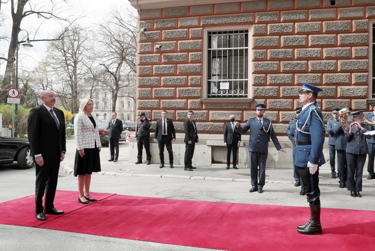 Official welcome ceremony held for President Ilham Aliyev in Sarajevo