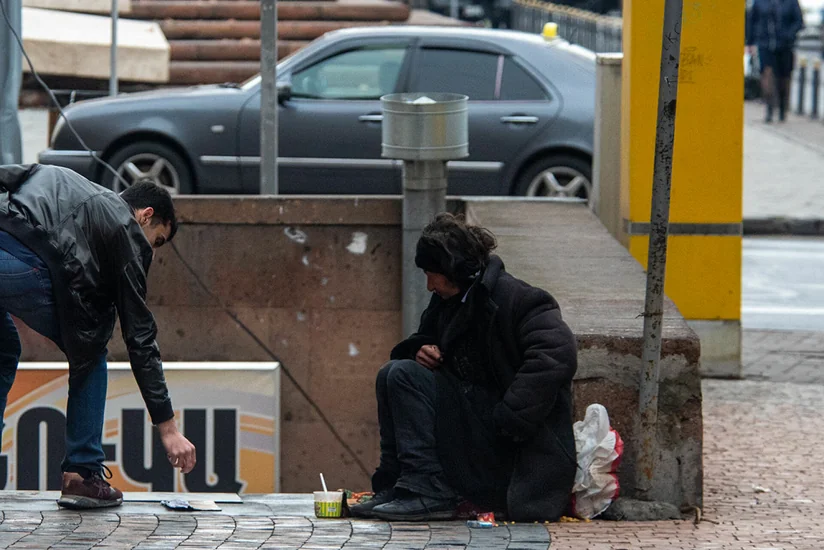 “Fitch Ratings” Ermənistan iqtisadiyyatı üzrə proqnozunu aşağı salıb