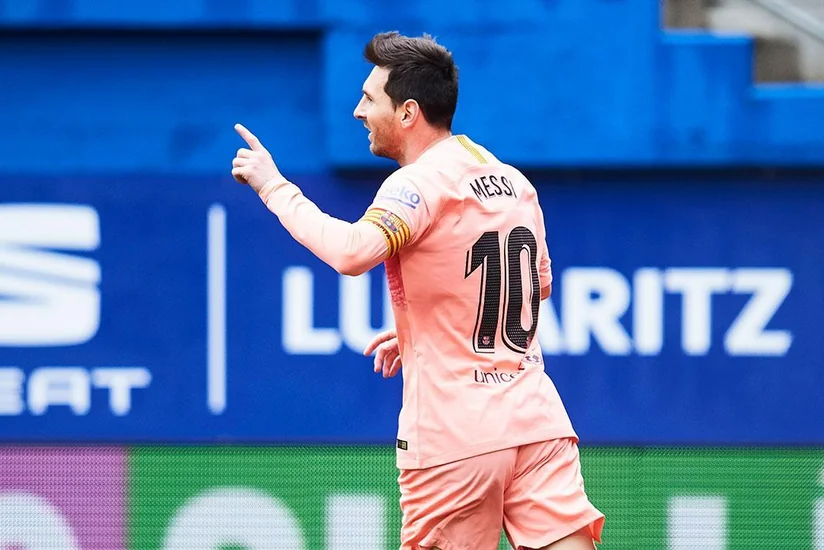 Messi altıncı dəfə Qızıl buts mükafatını qazanmağa yaxındır