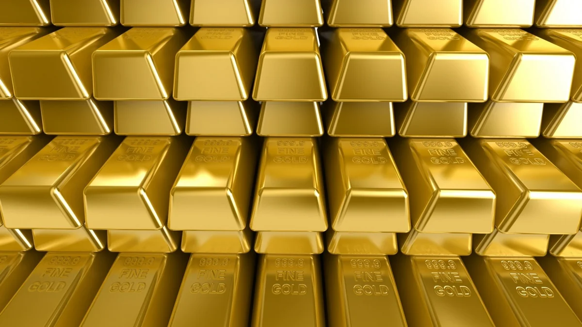Мировой спрос на золото во 2-м квартале снизился на 12%