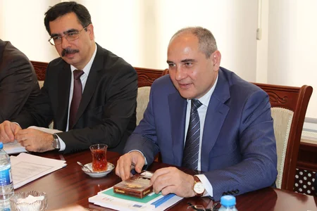 Tahir Budaqov Bolqarıstan Milli Statistika İnstitutunun prezidenti ilə görüşüb
