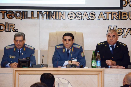 Gömrük əməkdaşlarının attestasiyası keçirilir