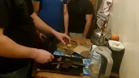 Polis əməliyyatlar keçirdi, saxlanılanlar var - VİDEO