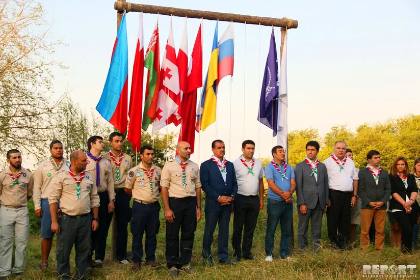 ​Gəncənin Hacıkənd qəsəbəsində Beynəlxalq skaut düşərgəsi salınıb - FOTO