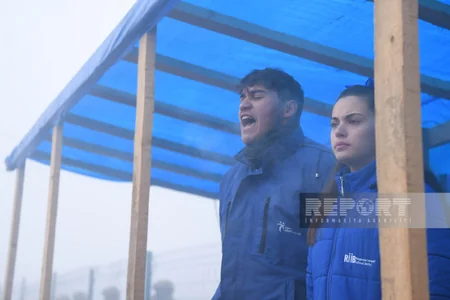 Акция протеста на дороге Ханкенди-Лачын продолжается