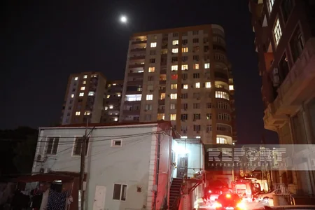 Nəsimi rayonunda yaşayış evindəki yanğın söndürülüb - YENİLƏNİB-2