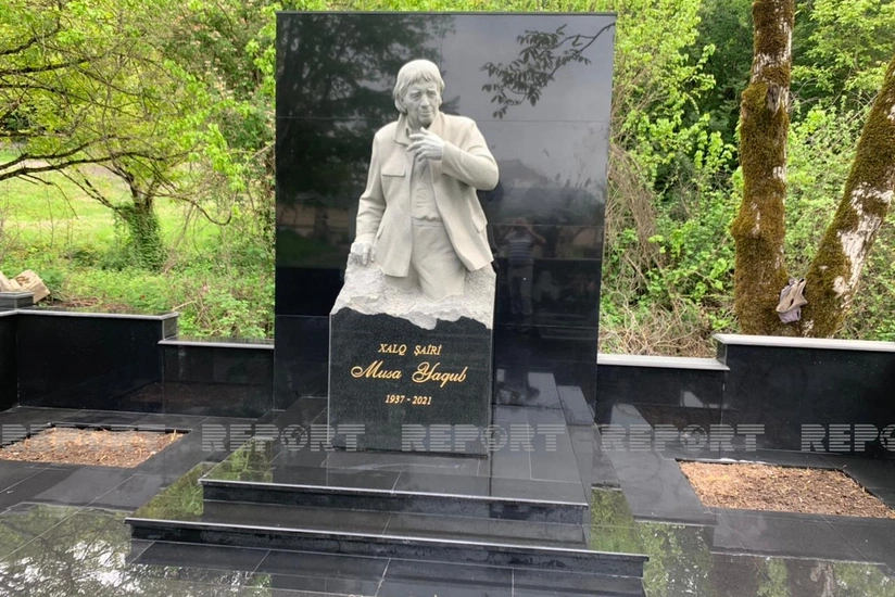 Musa Yaqubun qəbirüstü abidəsinin açılışı olub