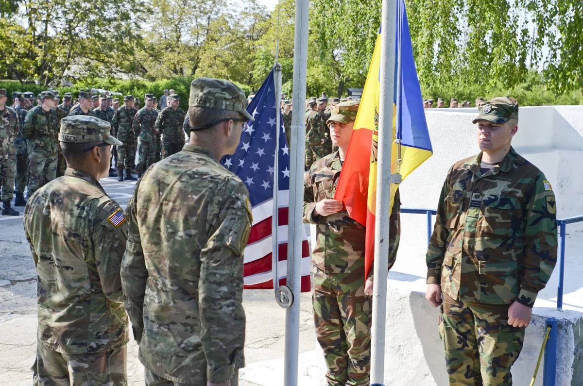 Военные США прибыли в Кишинев для проведения учений Peace Shield
