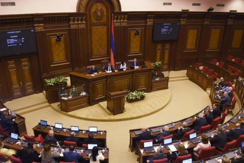 Парламент Армении изменит избирательный кодекс, непонятный депутатам