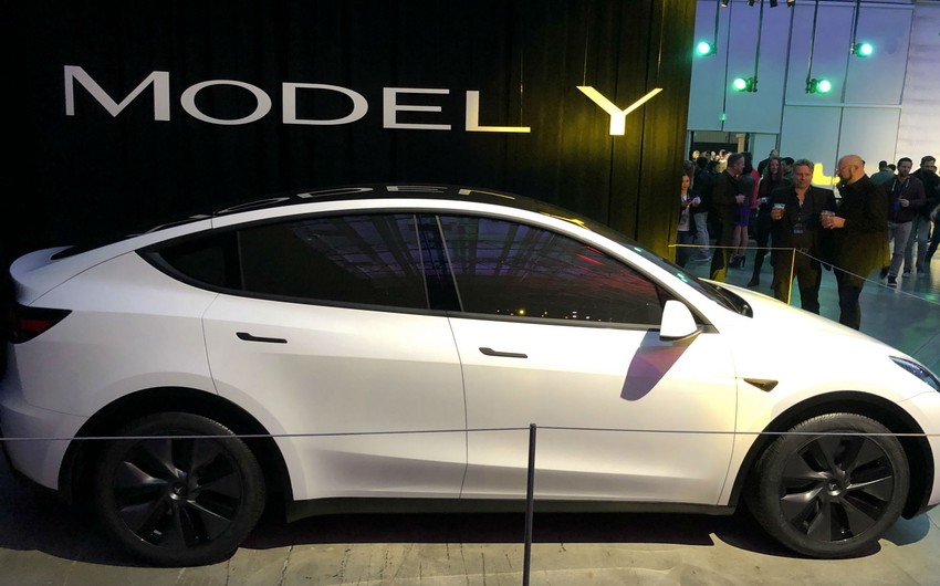Tesla отзывает в США еще почти 7,7 тысяч автомобилей