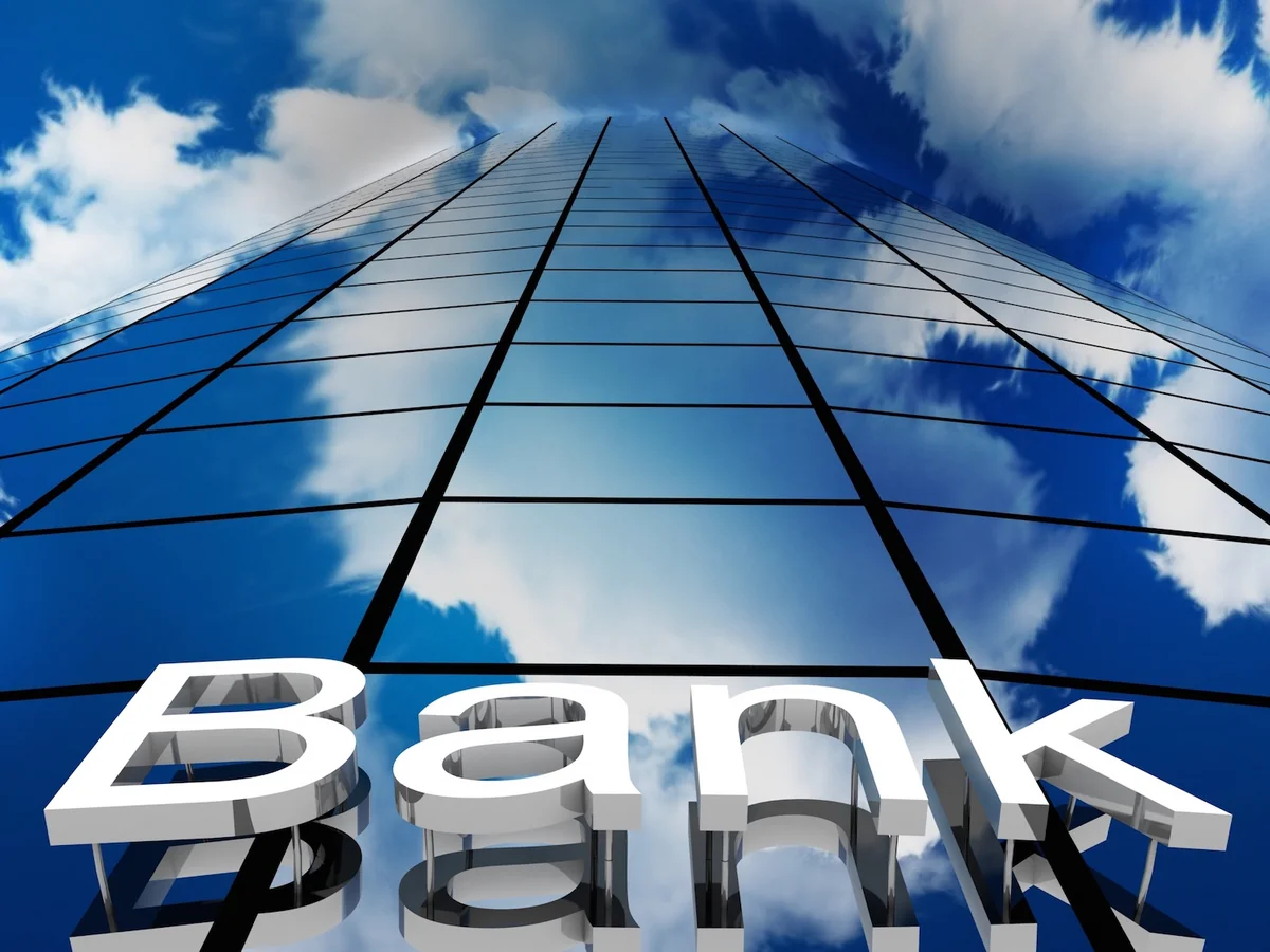 Azerbaijani MP: 15-20 banks are sufficient for Azerbaijan